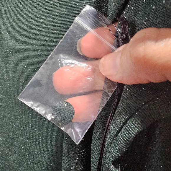 Unique Vintage Pinup Dress Brand New Size 6/8 M. Does stretch - Picture 6 of 7